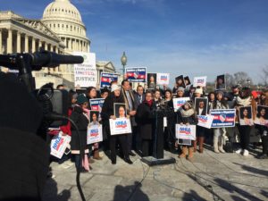 UnidosUS joined DREAmers and advocates on January 19, 2018 for a Capitol Hill press conference condemning lawmakers for blocking a vote on Dream Act legislation. Photo: UnidosUS | Dreamer